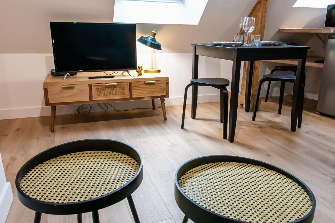 Confortable T1Bis Renove, Au Coeur D'Un Bourg Calme La Chapelle-Neuve  Eksteriør billede